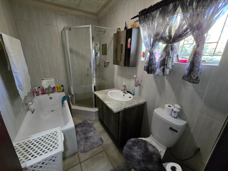 4 Bedroom Property for Sale in Potchefstroom South North West
